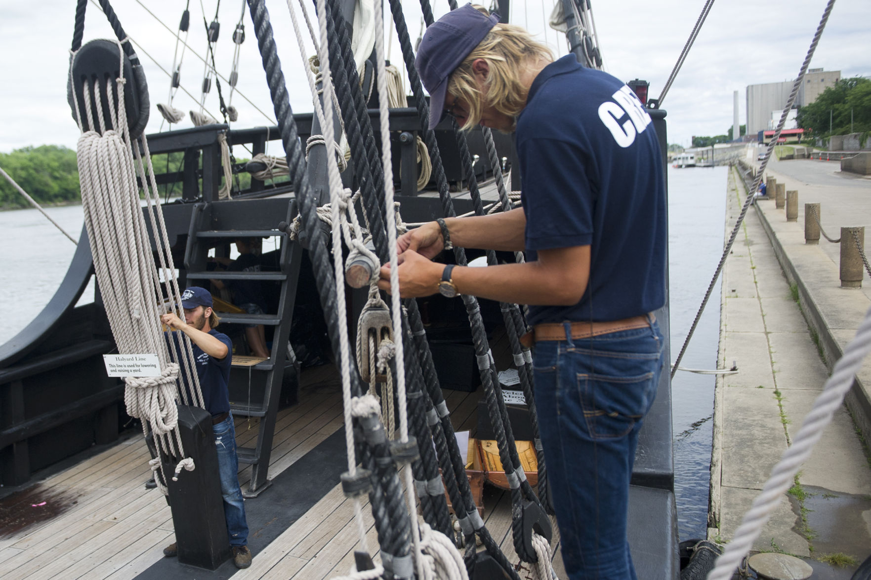 Columbus Ships 08